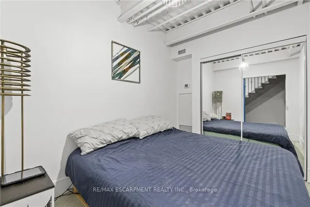 Additional image 21 of 66 Bay St Unit 105