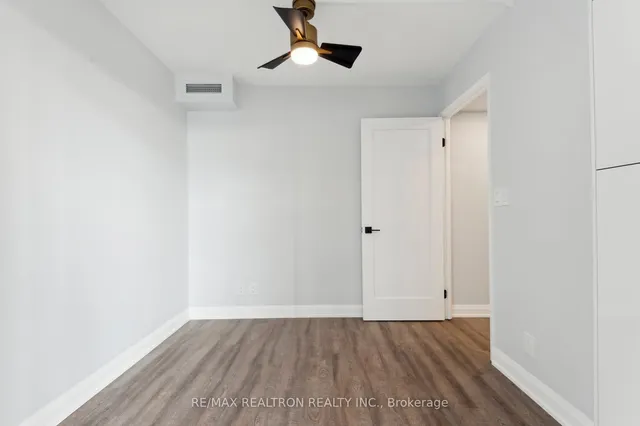 Additional image 29 of 18 Merton St Unit 906