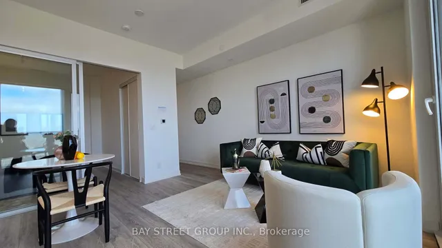 Additional image 3 of 2020 Bathurst St Unit 1909