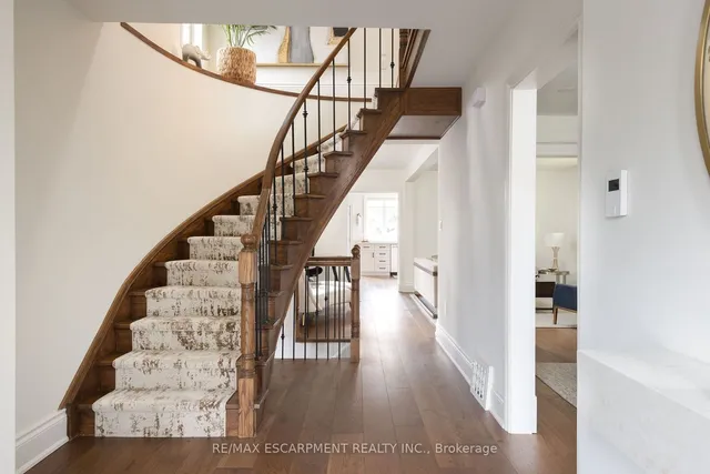 Additional image 6 of 109 Lake Avenue Dr