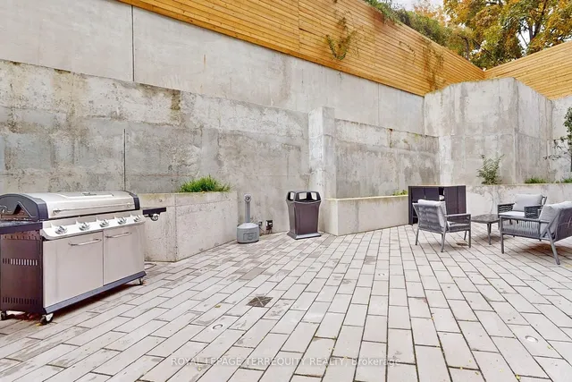 Additional image 34 of 840 St Clair Ave Unit 612