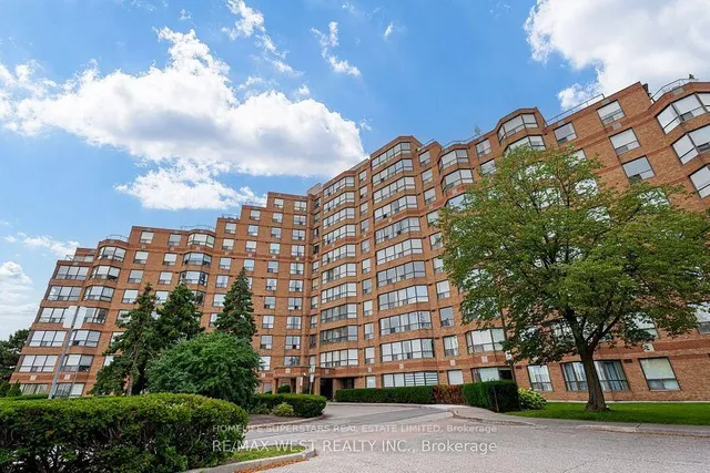 6 Humberline Dr Unit 110
