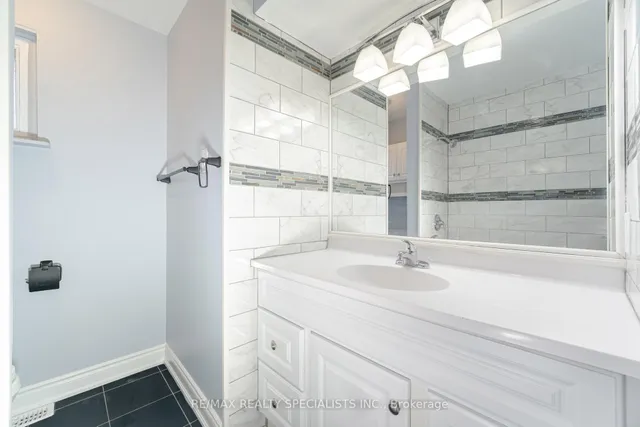 Additional image 26 of 13 Caledon Cres