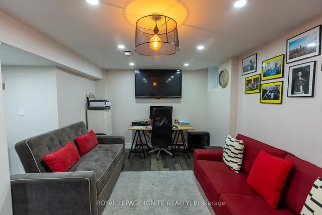 Additional image 22 of 42 Wooliston Cres