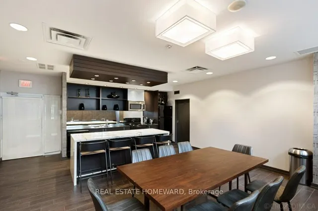 Additional image 29 of 76 Shuter St Unit 301