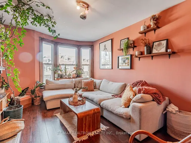 Additional image 7 of 867 Bathurst St