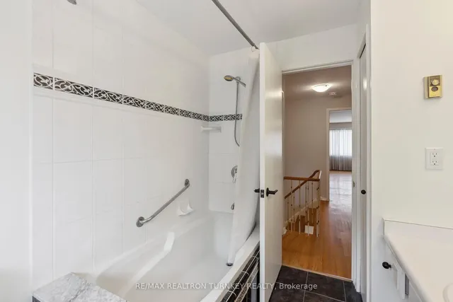 Additional image 14 of 8 Francine Dr