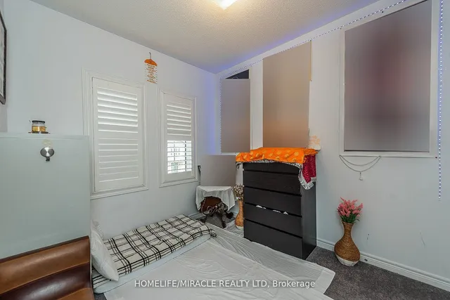 Additional image 29 of 17 Bachelor St