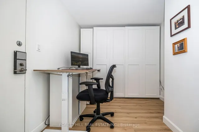 Additional image 19 of 650 Queens Quay Unit 608