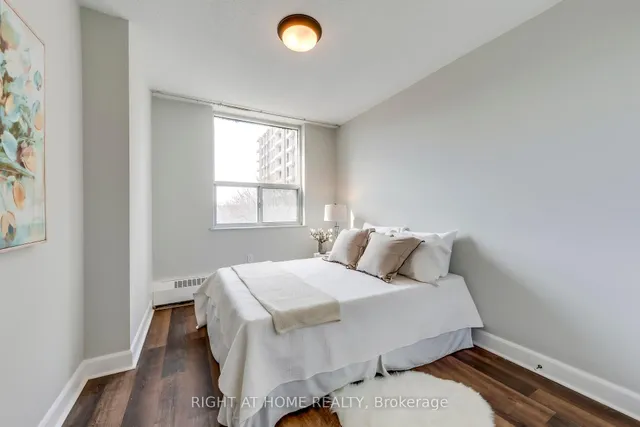 Additional image 27 of 45 Southport St Unit 412