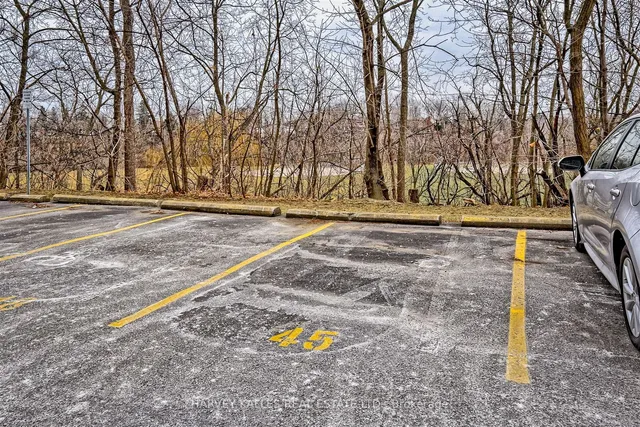 Additional image 24 of 2373 King St Unit 45