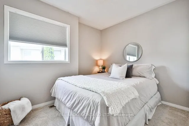 Additional image 19 of 36 Sloan Dr