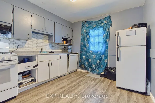 Additional image 16 of 134 Rosslyn Ave