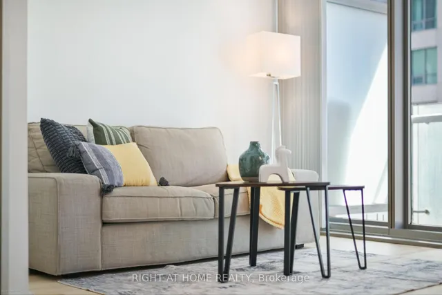 Additional image 8 of 12 York St Unit 306