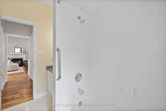 Additional image 27 of 46 Pentland Rd