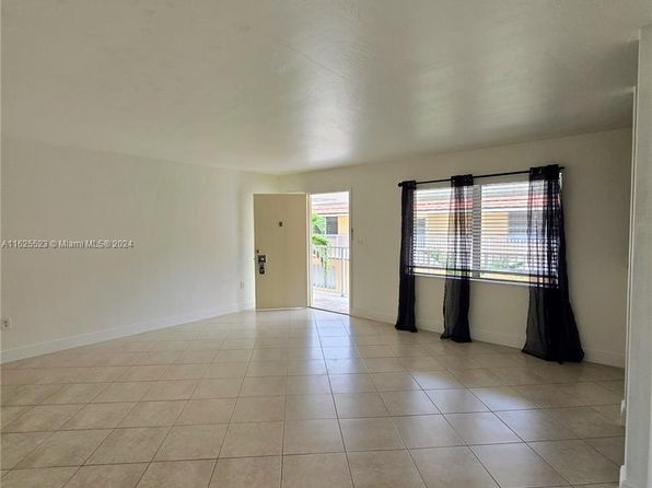 5325 SW 77th Ct APT 210F, Miami, FL 33155