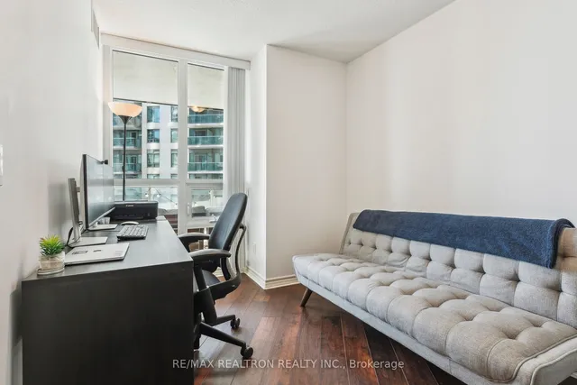 Additional image 27 of 19 Grand Trunk Cres Unit 1215