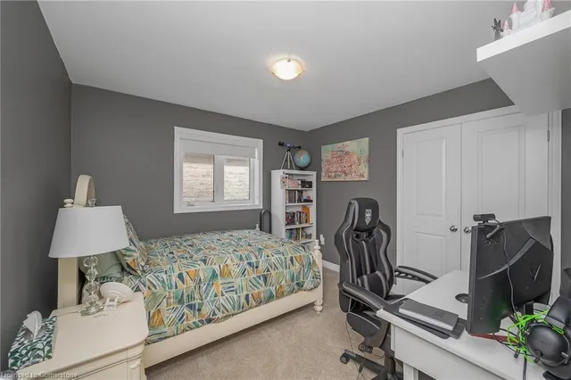 Additional image 34 of 142 Irwin Ave