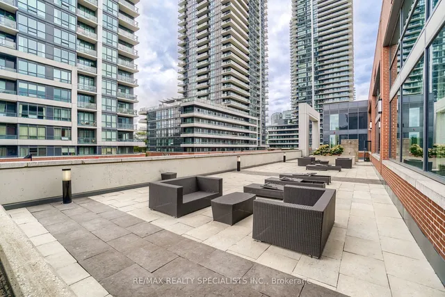 Additional image 32 of 2212 Lakeshore Blvd Unit 2910