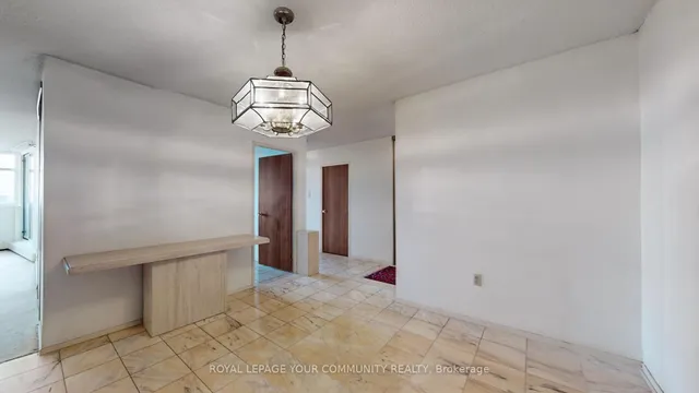 Additional image 10 of 2050 Bridletowne Circ Unit 1212