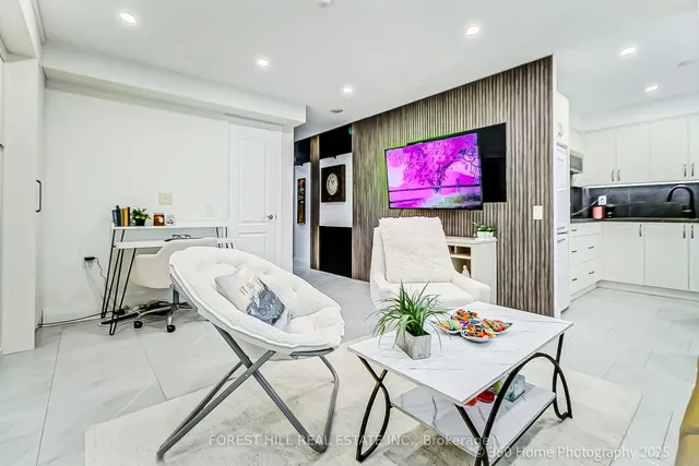 Additional image 10 of 21 HILLCREST Ave Unit 404