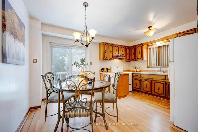 Additional image 16 of 154 Sheldon Ave Unit A