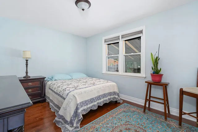 Additional image 26 of 8 Neapolitan Dr