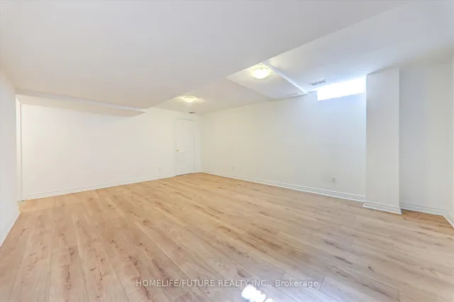 Additional image 34 of 11 Siskin Terr