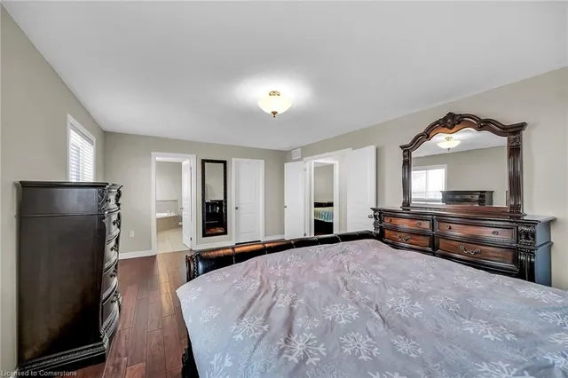 Additional image 34 of 21 Alden St