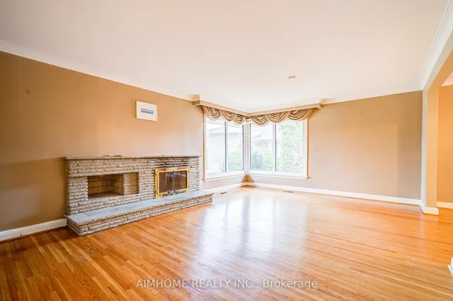 Additional image 7 of 12 Sorrel Crt