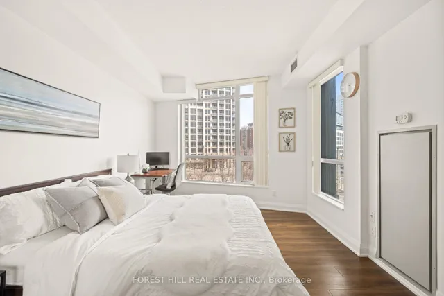 Additional image 11 of 215 Fort York Blvd Unit 304