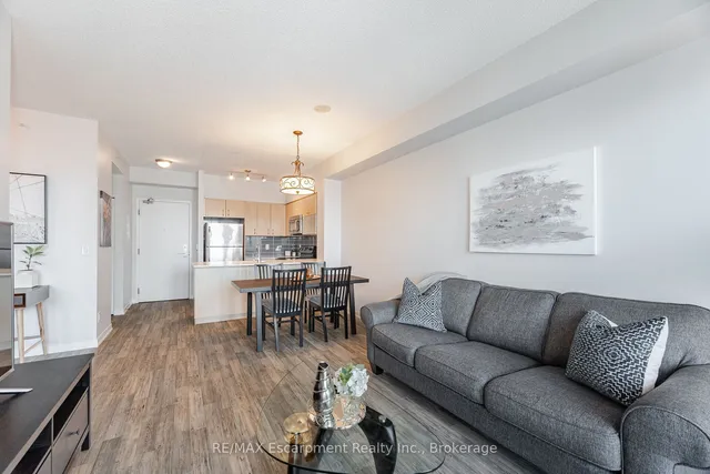 Additional image 13 of 150 East Liberty St Unit 2301