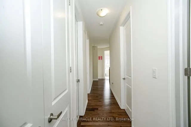 Additional image 24 of 5 Emily St