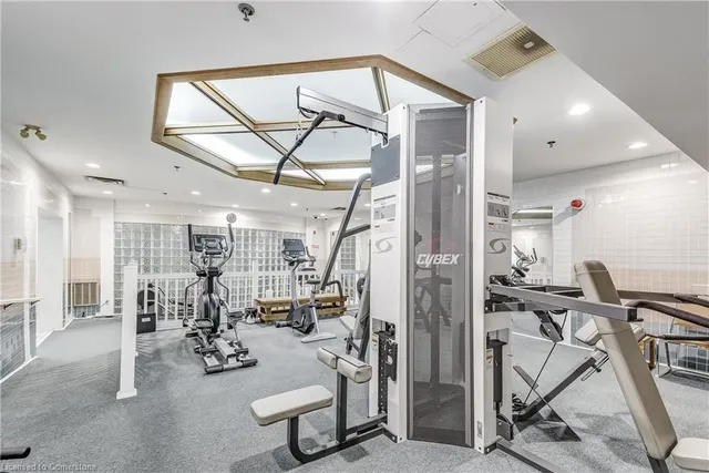 Additional image 30 of 495 Highway No. 8 Unit 510