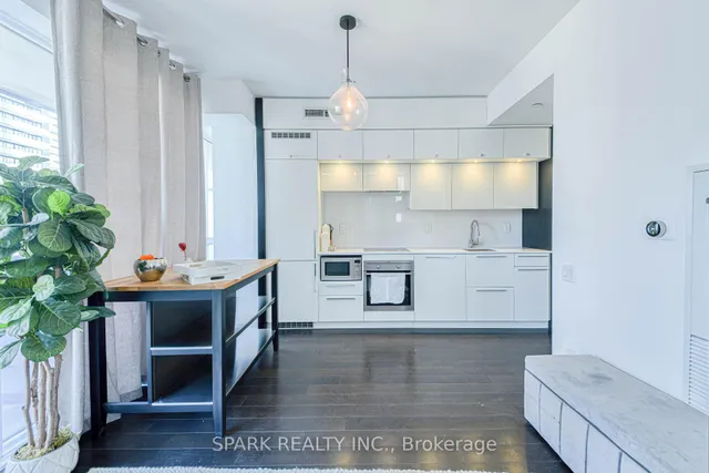 Additional image 14 of 15 Grenville St Unit 2405