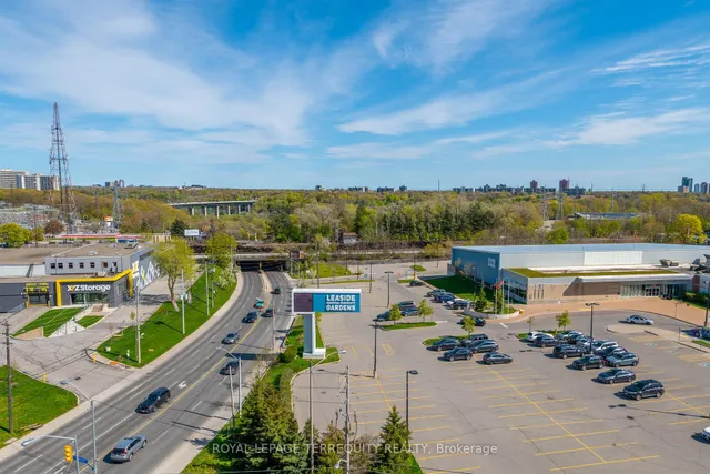 Additional image 33 of 25 Malcolm Rd Unit 501