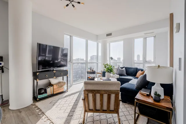 Additional image 3 of 25 Cole St Unit 1105