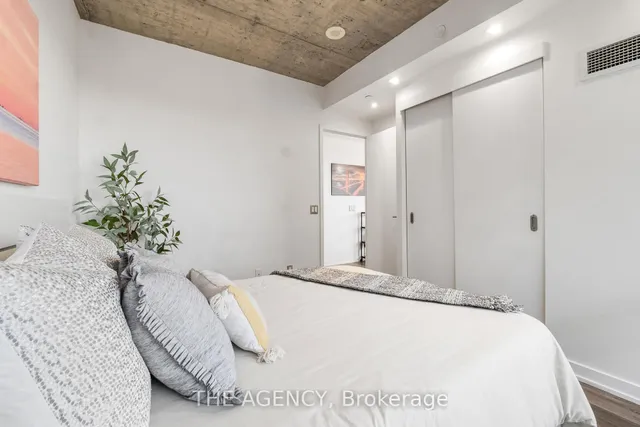 Additional image 11 of 1030 King St Unit 1113