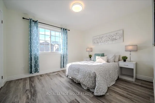 Additional image 23 of 147 Highland Cres