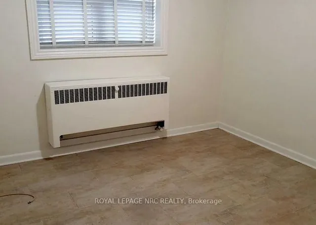 Additional image 12 of 227 Macnab St Unit 2