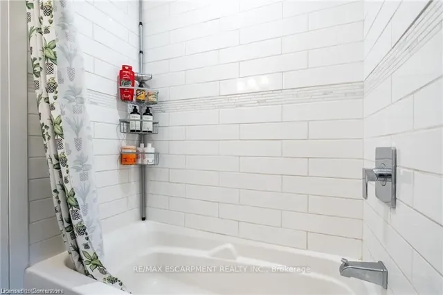 Additional image 25 of 166 Catharine St