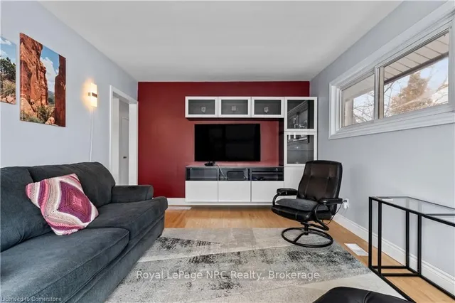 Additional image 7 of 774 Upper Sherman Ave