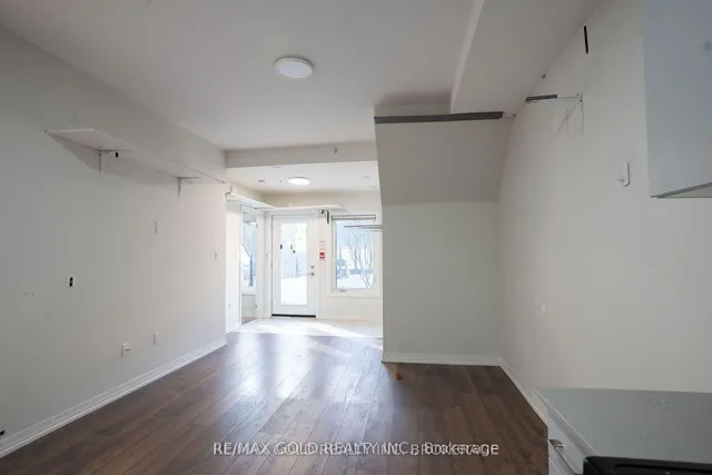 Additional image 5 of 402 The East Mall N/A Unit 116