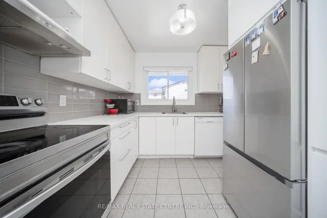 Additional image 26 of 24 Jackman Dr