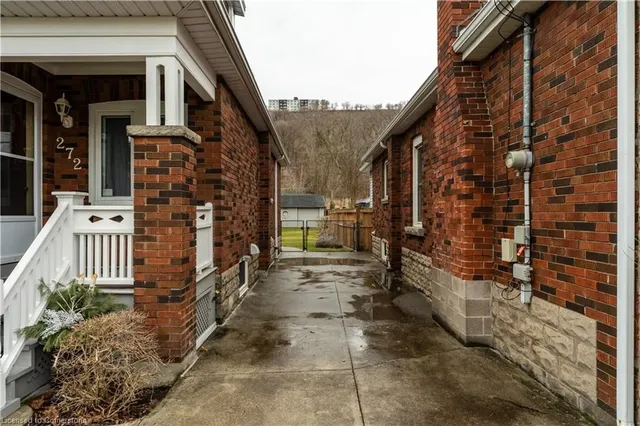 Additional image 30 of 272 Cumberland Ave