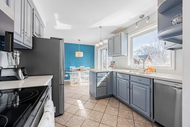 Additional image 12 of 19 D'Arcy Magee Cres