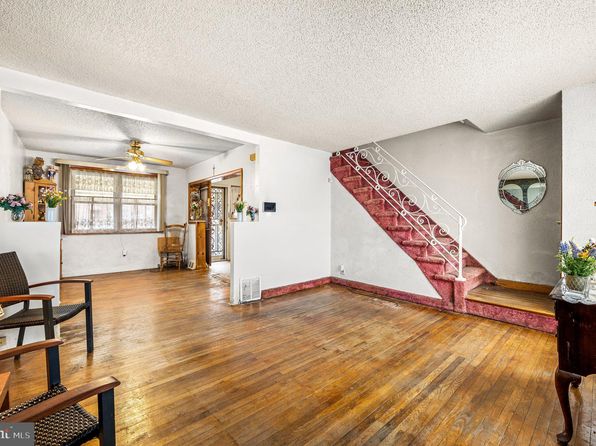 7215 Guyer Ave, Philadelphia, PA 19153