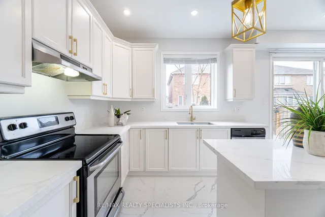 Additional image 18 of 31 Enford Cres