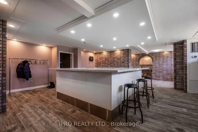 Additional image 37 of 11 Wincott Dr Unit 1111