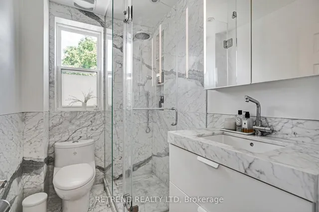 Additional image 26 of 35 Chryessa Ave